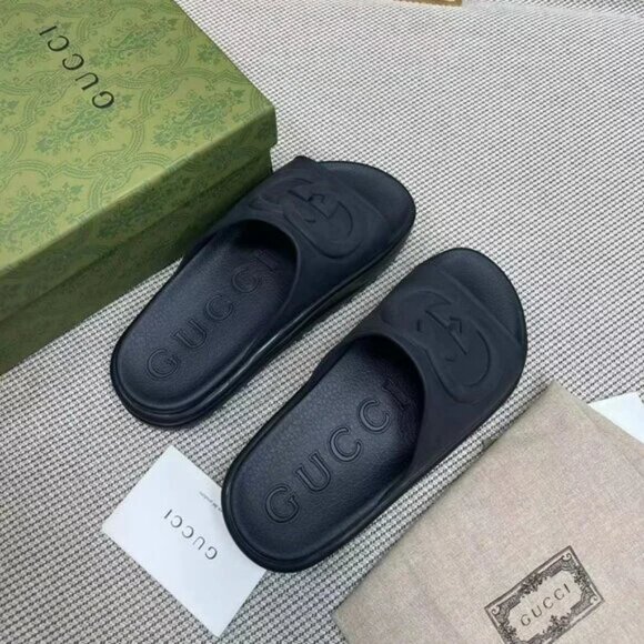 🥟🥟Gucci Women's Slide With INterlocking G